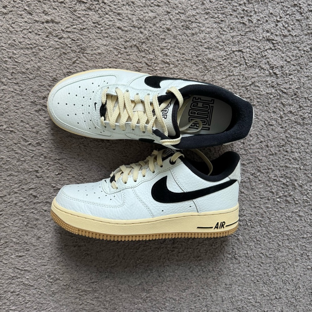 Nike Air Force 1 '07 LX Low Command Force Summit White Black